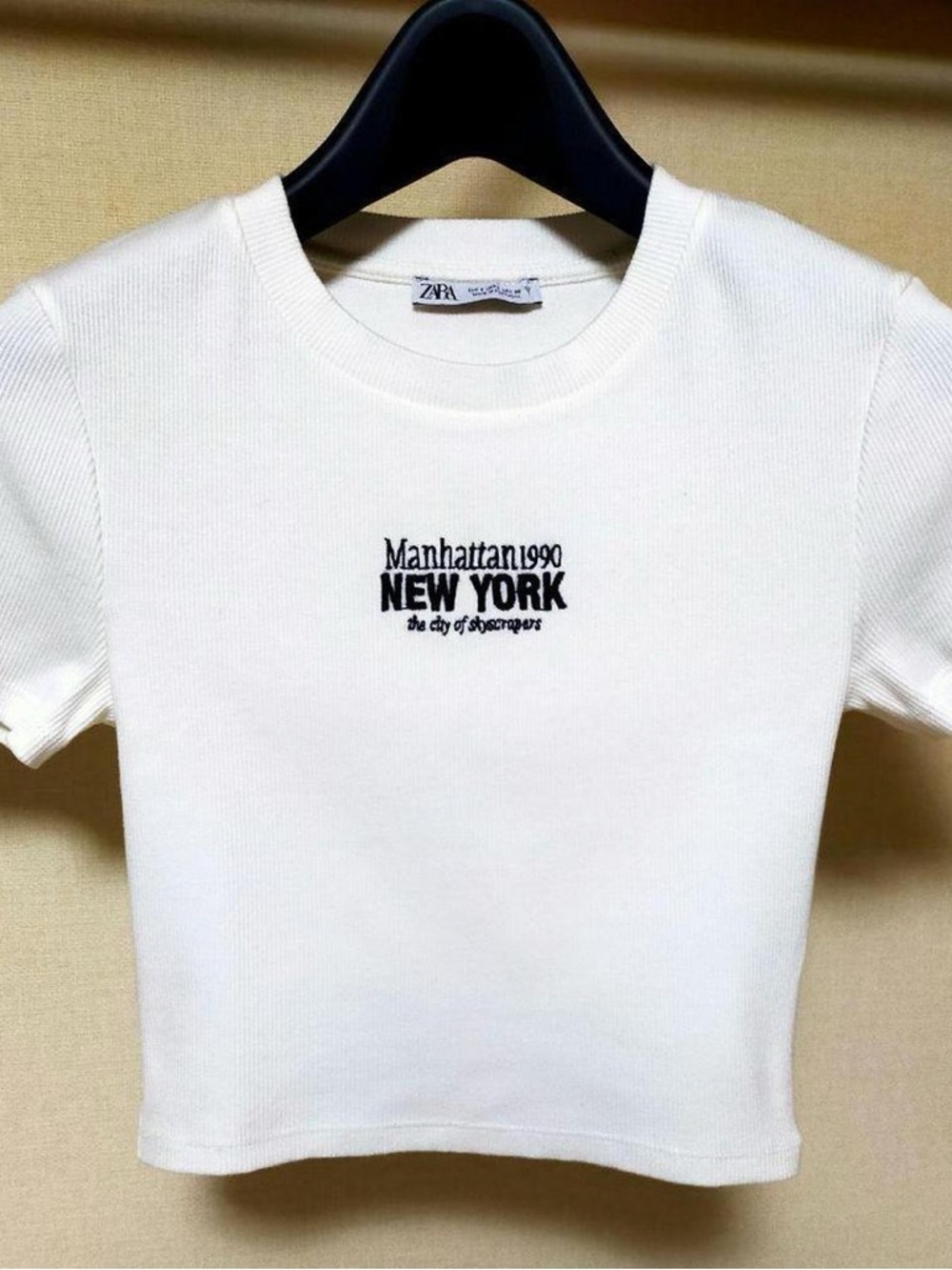 Zara White Short Sleeve Tee Baby Tee Crop Top Black 'New York' Embroidery